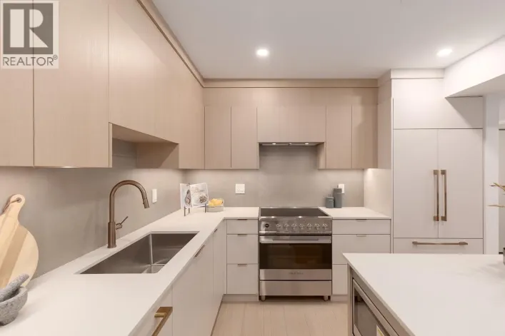 102 2329 E 34TH AVENUE, Vancouver