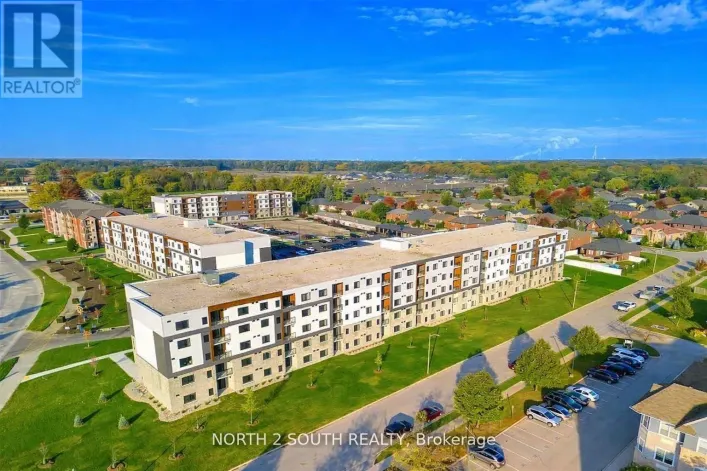 102 - 2550 SANDWICH WEST PARKWAY, Windsor