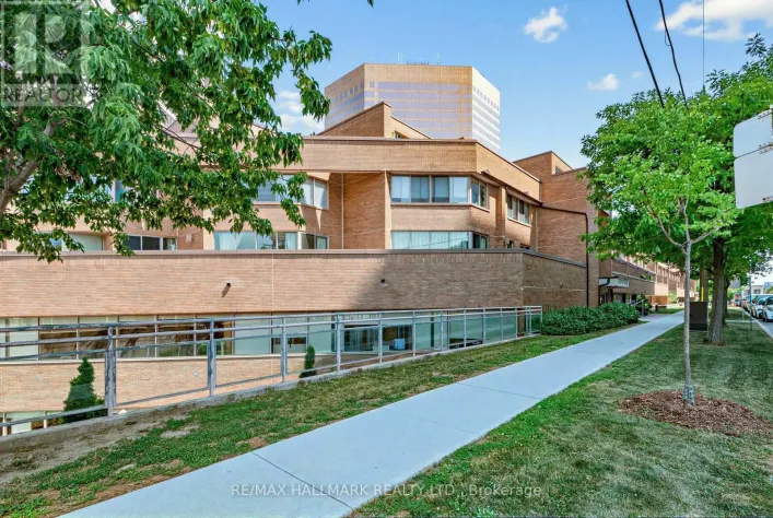 102 - 3 DUPLEX AVENUE, Toronto