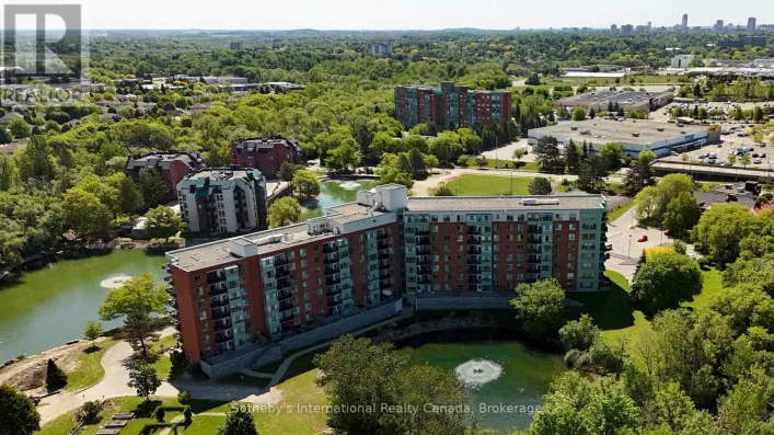 102 - 30 BLUE SPRINGS DRIVE, Waterloo