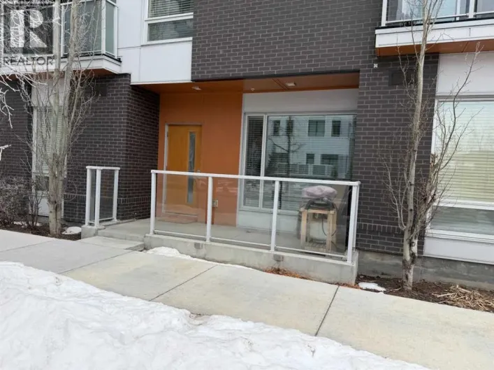 102, 3125 39 Street NW, Calgary