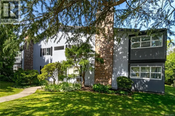 102 3244 Seaton St, Saanich