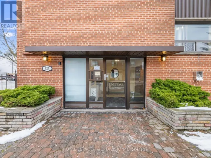 102 - 325 SAMMON AVENUE, Toronto