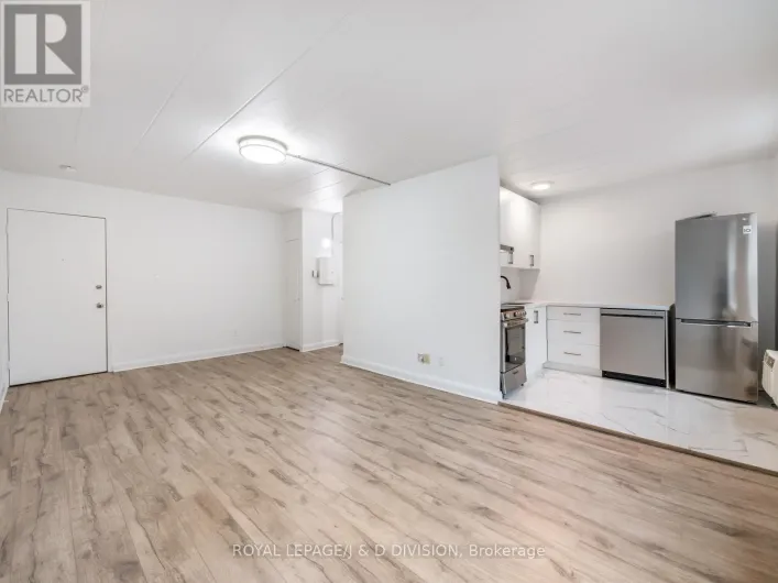 102 - 325 SAMMON AVENUE, Toronto
