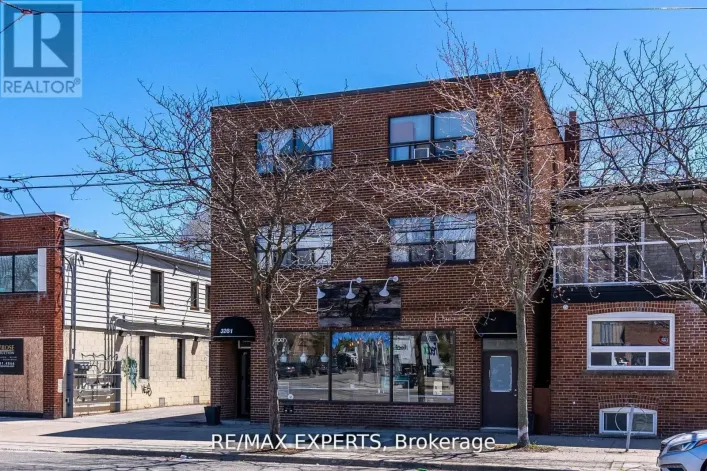 102 - 3261A LAKE SHORE BOULEVARD W, Toronto