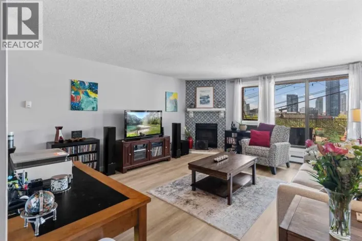 102, 333 2 Avenue NE, Calgary