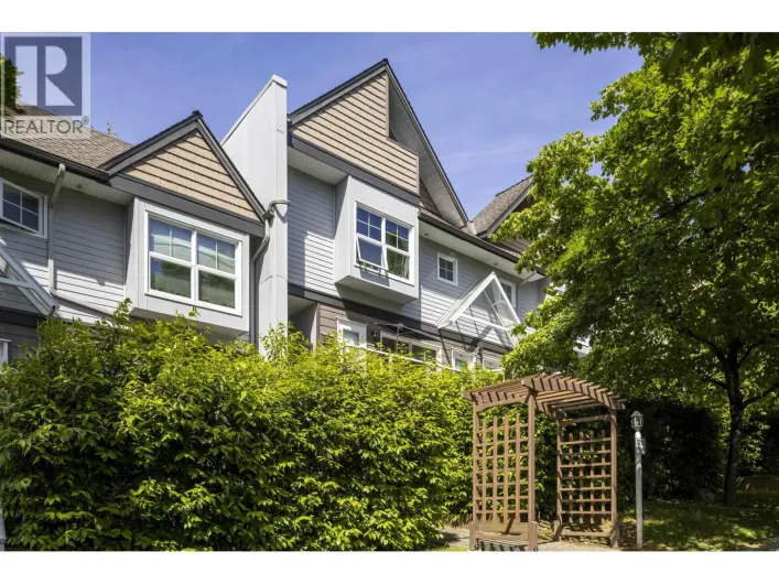 102 3787 PENDER STREET, Burnaby
