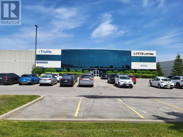 102 - 385 CONNIE CRESCENT, Vaughan