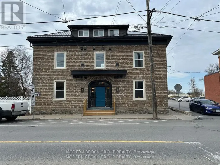 102 - 5 CLOTHIER STREET W, North Grenville