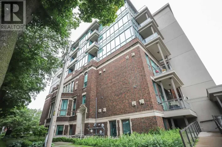 102 - 50 MURRAY STREET W, Hamilton