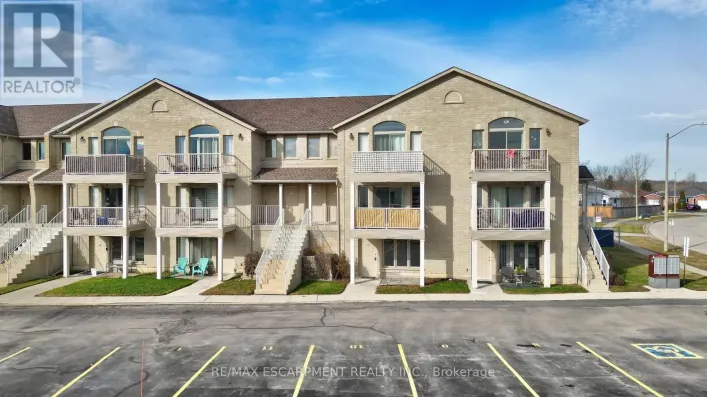 102 - 50 WHITLAW WAY, Brant