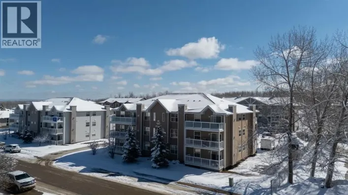 102, 501 3, Fox Creek