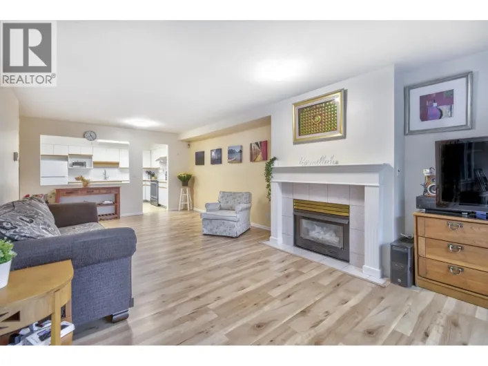 102 501 COCHRANE AVENUE, Coquitlam