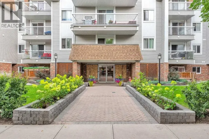102, 540 18 Avenue SW, Calgary
