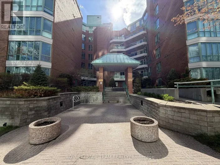 102 - 550 CAMBRIDGE STREET S, Ottawa