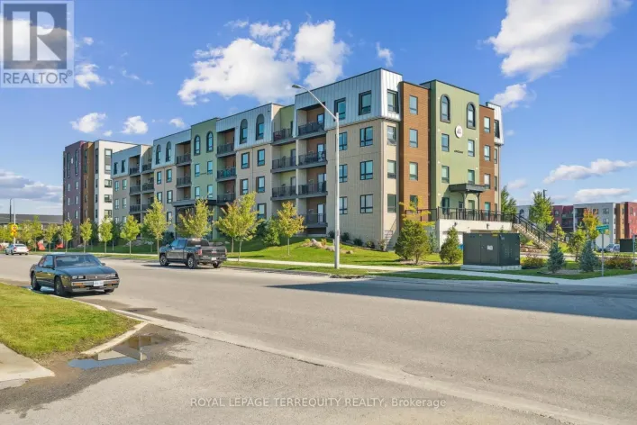 102 - 6 SPICE WAY, Barrie