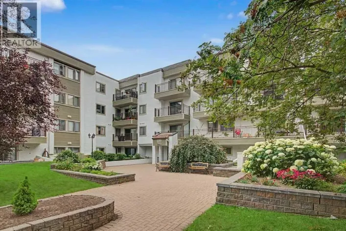 102, 723 57 Avenue SW, Calgary