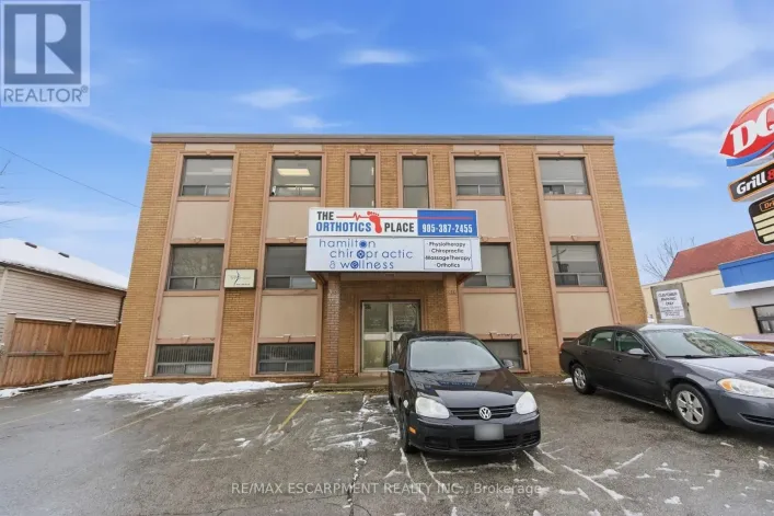 102 - 838 FENNELL AVENUE E, Hamilton
