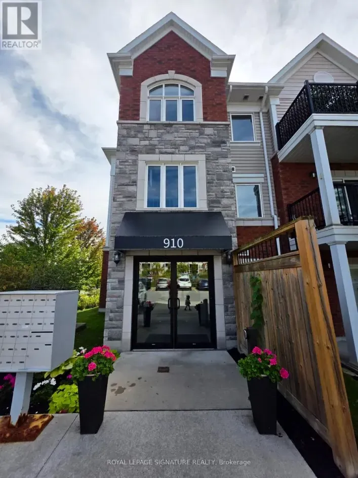 102 - 910 WENTWORTH STREET, Peterborough