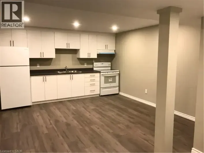 102 B ELMBANK Trail, Kitchener