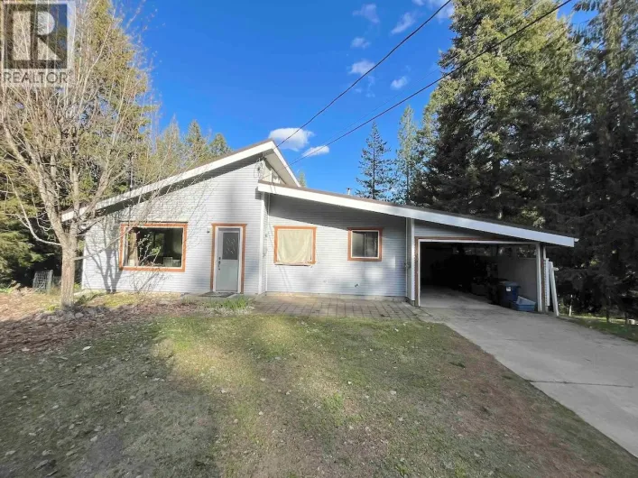 102 Chase Road, Christina Lake