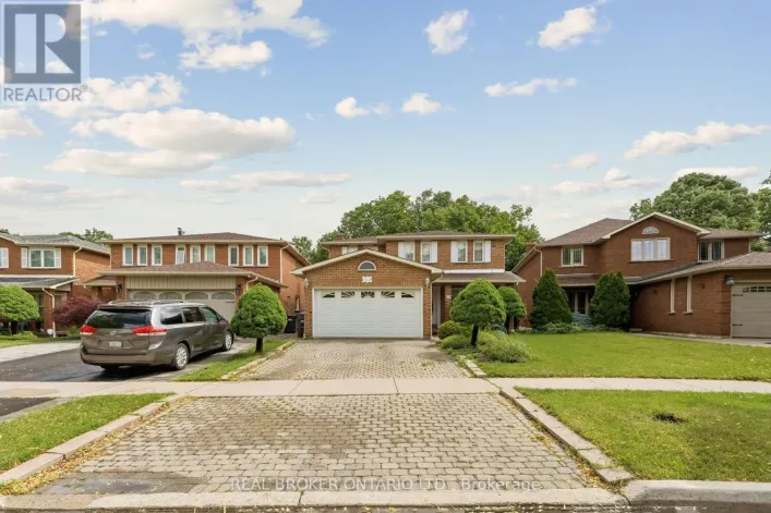 102 CORONATION CIRCLE, Brampton