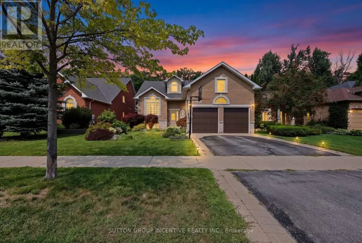 102 CUMMING DRIVE, Barrie