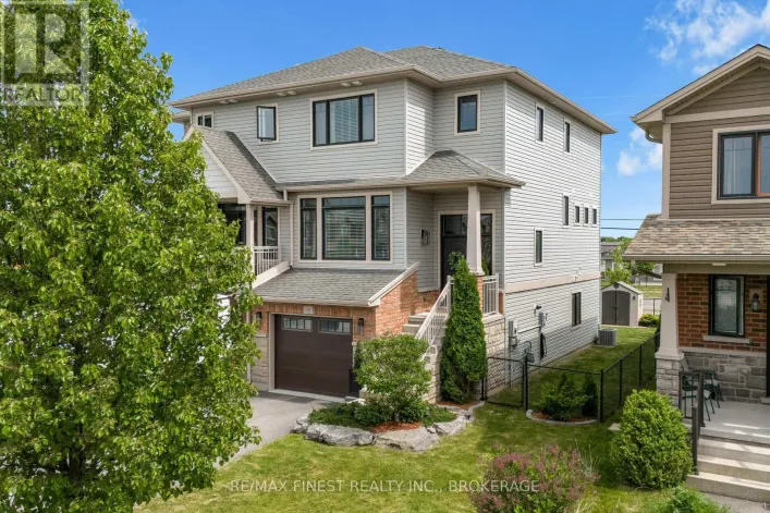 102 DR. RICHARD JAMES CRESCENT, Loyalist