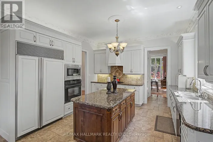 102 DUNCAN ROAD, Richmond Hill