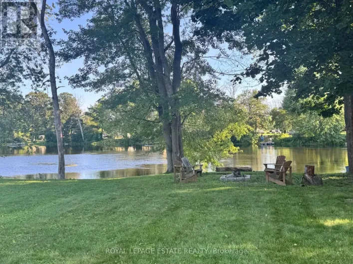 102 GREENFIELD PARK, Belleville