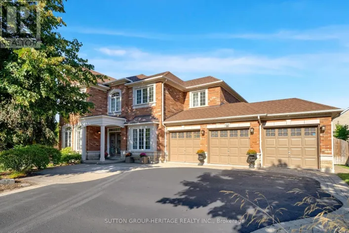 102 KENNETT DRIVE, Whitby