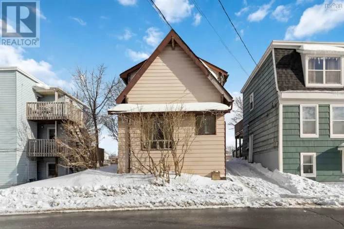 102 King Street, Dartmouth