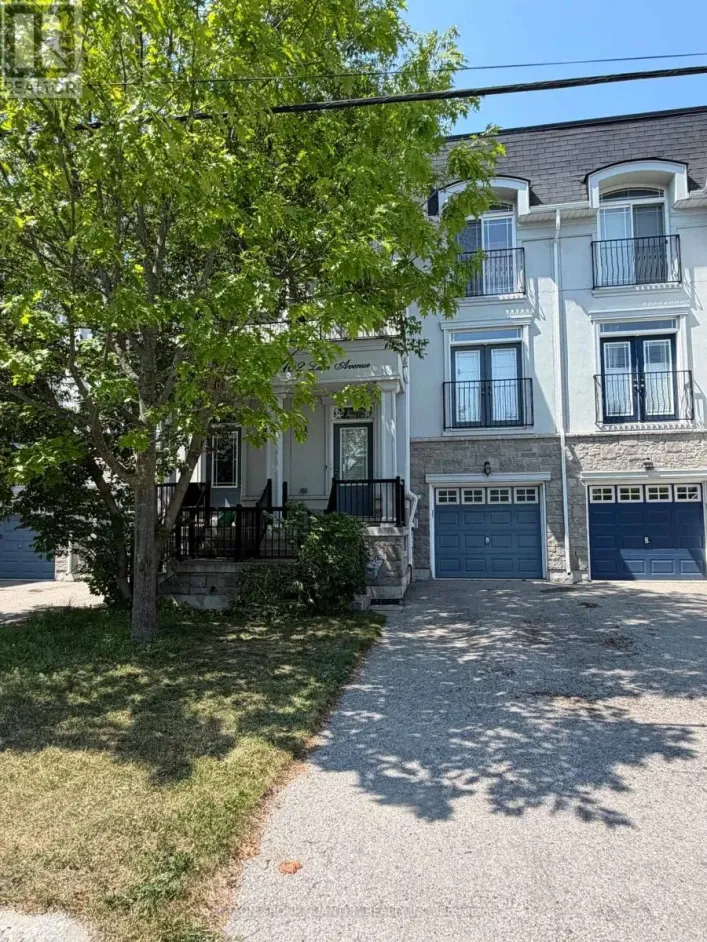 102 LAKE AVENUE, Richmond Hill