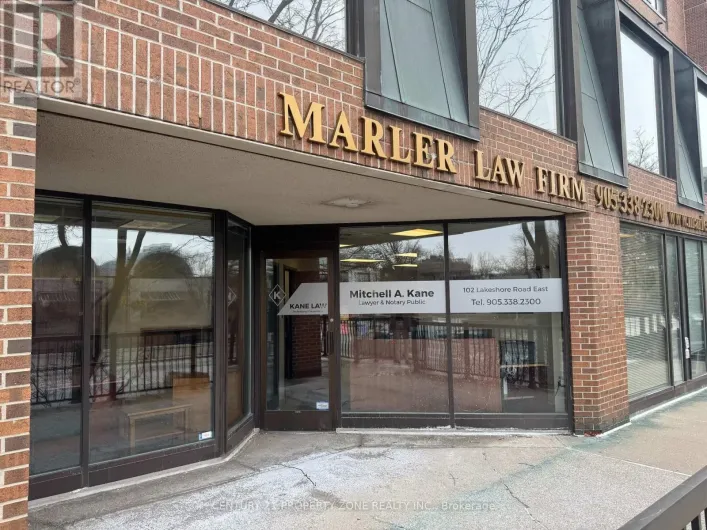 102 LAKESHORE ROAD E, Oakville