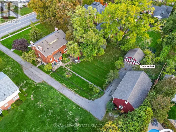 102 MAIN STREET E, Grimsby