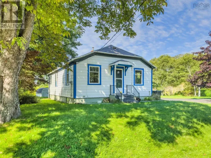 102 Parade Street, Yarmouth