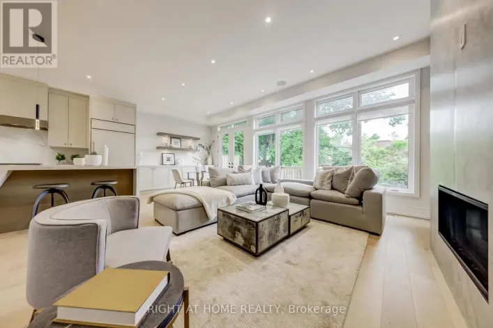 102 PARKLEA DRIVE, Toronto