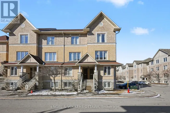 102 PASEO PRIVATE, Ottawa