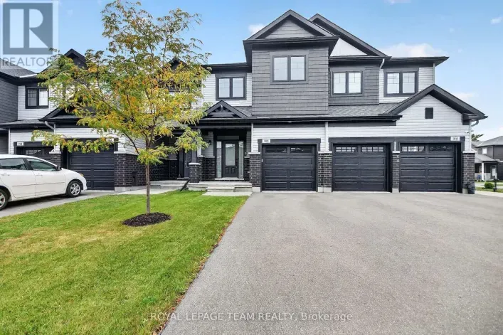 Row / Townhouse for sale: 102 PATCHELL PLACE, North Grenville