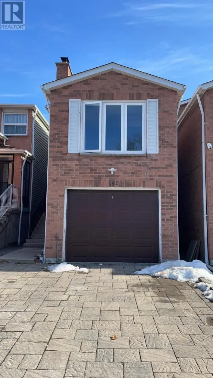 102 SEAMIST CRESCENT, Toronto