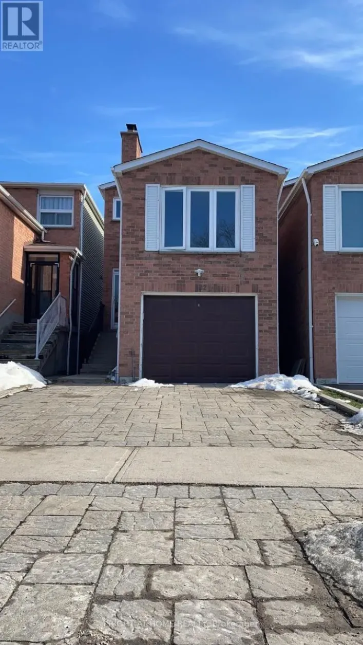 102 SEAMIST CRESCENT, Toronto