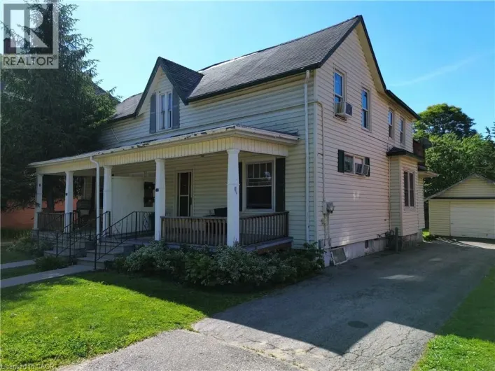 102 STANLEY Street, Simcoe