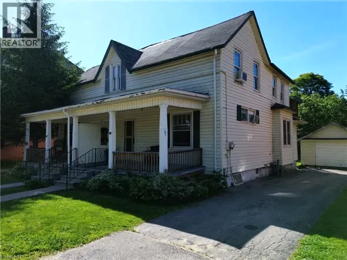 102 STANLEY Street, Simcoe