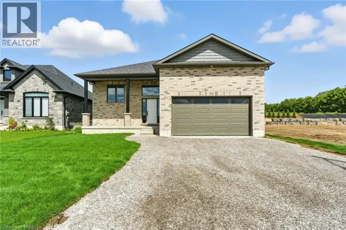 102 VANROOY Trail, Waterford