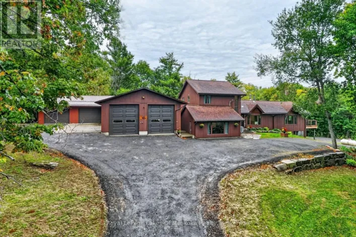 1020 EAST WALKER LAKE DRIVE, Lake of Bays