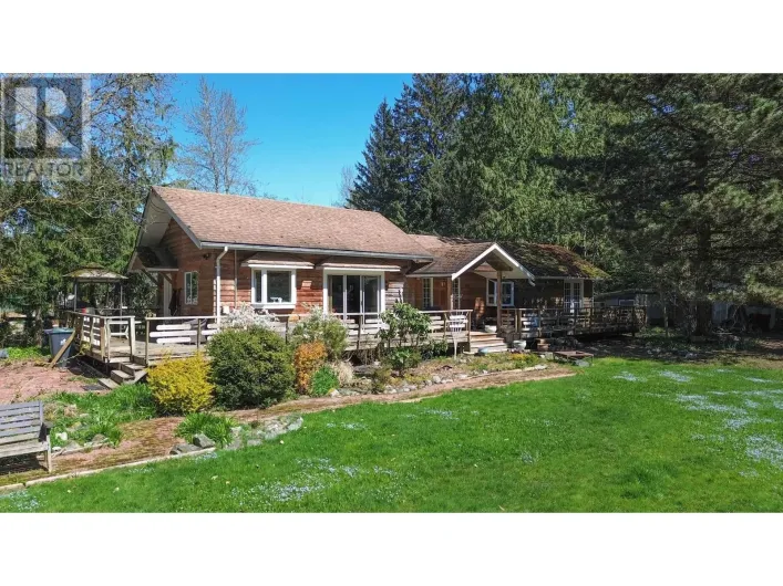 1020 FINCH DRIVE, Squamish