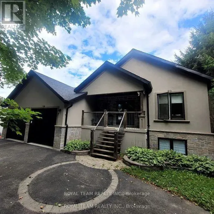 1021 BANNISTER STREET, Tay