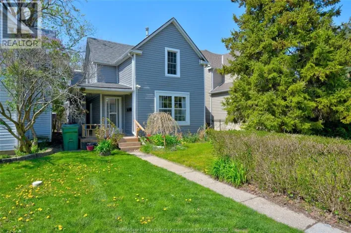 1021 WELLINGTON AVENUE, Windsor