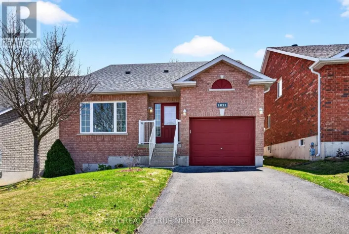 1021 WHITNEY CRESCENT, Midland