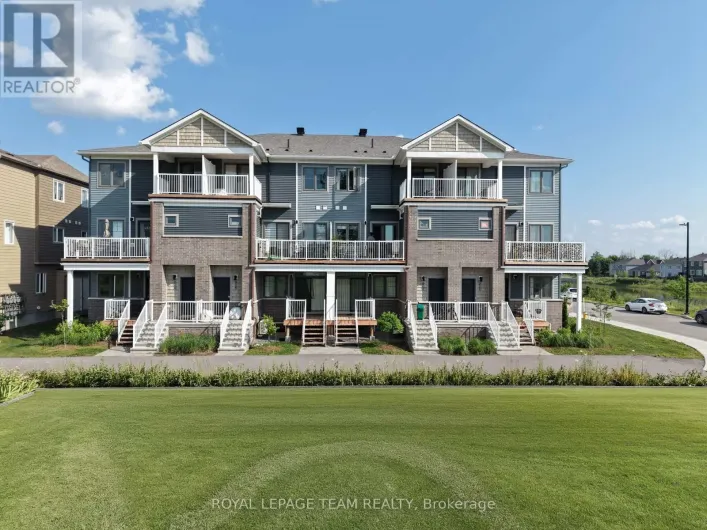 1022 CHAPMAN MILLS DRIVE, Ottawa